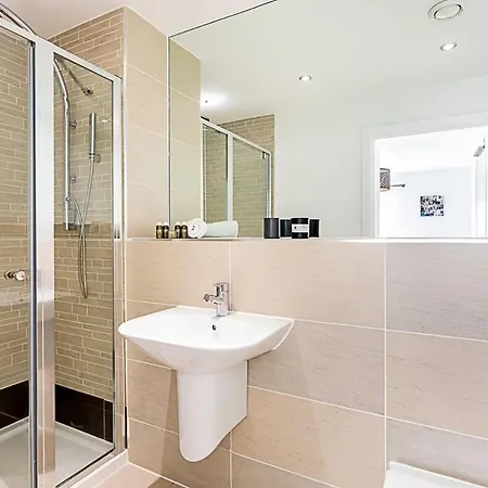 Beautiful Open Plan Garden Flat Apartment London Exterior photo